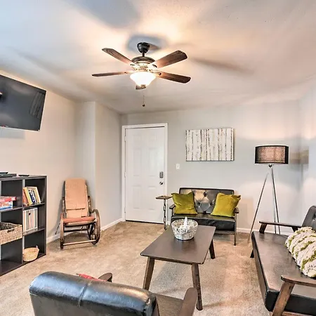 Cozy Galveston Apartment - Walk To Beach And Dining